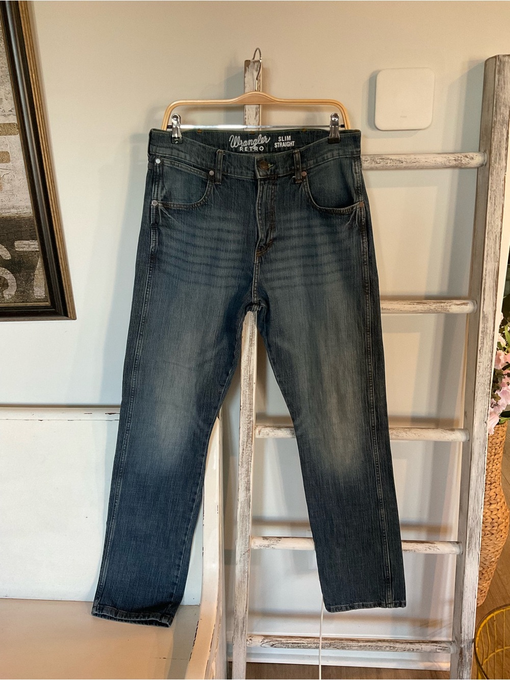 Wrangler Retro Slim Straight Dark Wash Mens 32X34 Denim Jeans Western Cowboy EUC